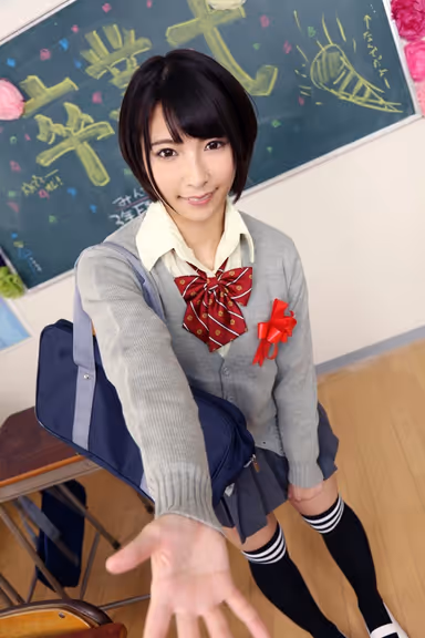 [VR] "Teacher, You Said You'd Think About It When I Graduated, Right?" How I Hooked Up With A S********l Who Loved Me For 3 Years On The Day Of Her Graduation In The Classroom. Miku Abeno gallery