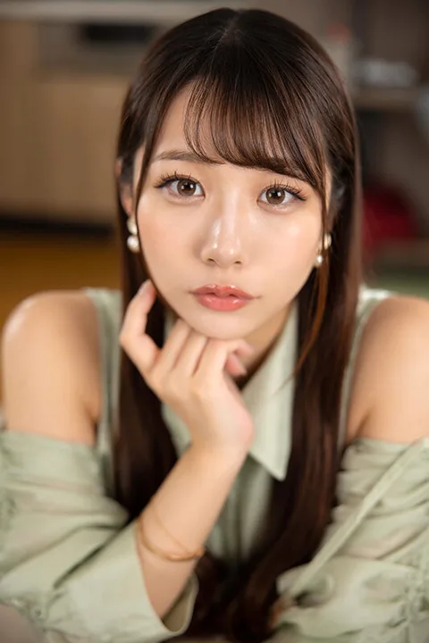 This is 8K! The strongest face specialization is completed! Erika Ozaki is having slow sex with a beautiful girl with a beautiful face and beautiful lips while kissing and staring into her eyes. 8KVR Erika Ozaki gallery