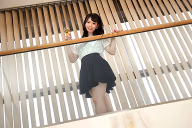 VR] Little Devil SEX - Kozue Fujita, a Young Lady Who Makes You Come from Above in a High-Rise Condominium She Visited for Business gallery
