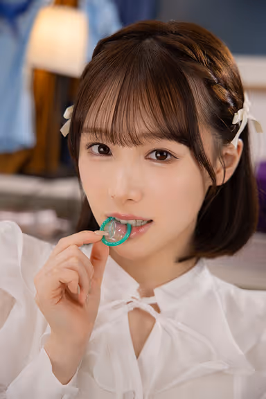 VR] Face Specialized VR - She Looks Neat but She's Actually a Slut - Momo Shiraishi gallery