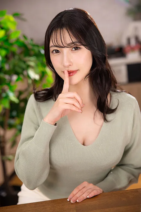 8K! Silent VR - This is Me and My Wife's Sister's Secret - Kana Morisawa gallery