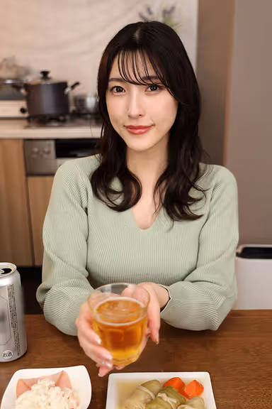 VR] 8K! Silent VR - This is Me and My Wife's Sister's Secret - Kana Morisawa gallery