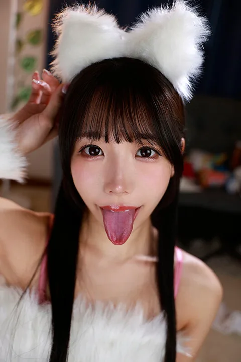 Erika Ozaki, Licking. ～Drooling, Licking Her Face, Body and Penis Until They Blister! gallery