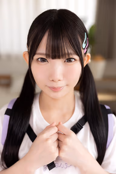 [VR] This Is 8K! Close-Up VR – A Pantyless Chase with My Niece, Hinano – Hinano Minami gallery