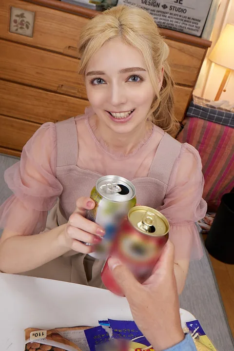 Passionate Kissing Fuck With Blonde Half-Japanese Coworker Who Turns Into A Kissing Demon When She's Happy, Karina Nishida gallery