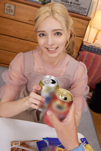 [VR] Passionate Kissing Fuck With Blonde Half-Japanese Coworker Who Turns Into A Kissing Demon When She's Happy, Karina Nishida gallery