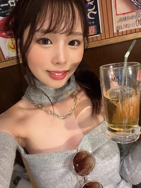 Ceiling Angle-Specialized VR Video - I Met This Gal On A Party App, So We Went To A Hotel To Have Sex - Rima Arai gallery