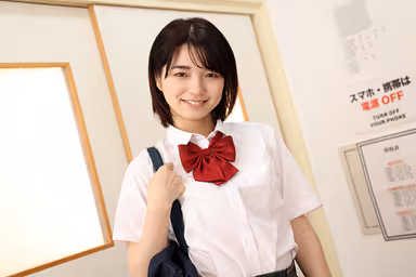 VR] Face-specific Angle VR - Encouraged by a Cheerful Childhood Friend "in the Locker" and Lovemaking SEX - Sumire Kuramoto gallery