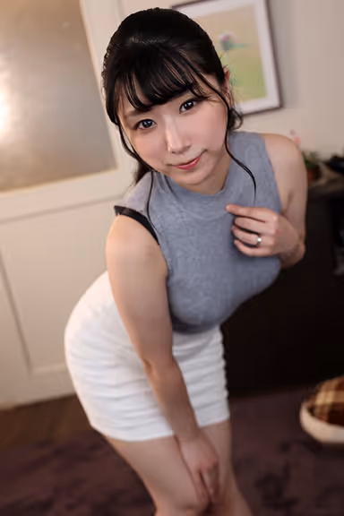 [VR] Intertwined undulating intercourse as if to regain regret The pleasure does not stop with the kneading cowgirl position of the cousin who became a new wife... Mihina gallery