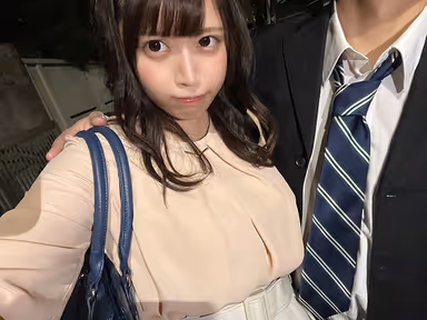 VR] I couldn't say anything...Ejaculation. I'm locked in and my heavy body is pressed against the ground, selfish piston Mirai Nakamaru. gallery