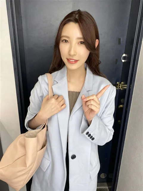 "Cause It's Just Today Only" Coworker Missed The Last Train Home And Comes Over My Place With Bra Or Panties On! The Hairy Bristle On Her Pussy Gets Me So Horny That I Can't Take It, Leading To An Entire Night Of Orgasms And Crazed Fucking... She Cheats On Her Boyfriend To Fuck For Just One Night (Oral Cumshot, 2 Creampie Loads, Cum Face Load) Infidelity And SEX! Kana gallery