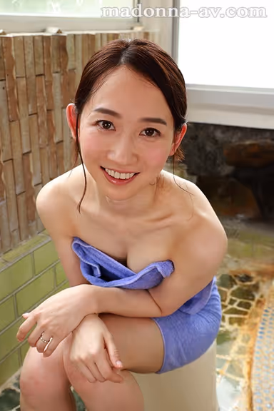 [VR] Her 2nd Anniversary Since Her Debut My Cute Wife A Lovey Dovey Hot Spring Resort VR Vacation With Kana Mito gallery