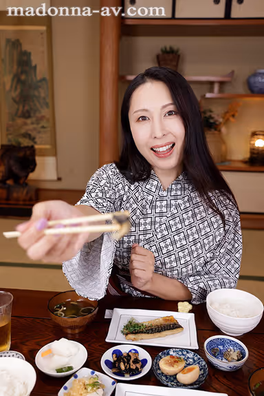VR] Ultra-High Definition 8K VR "Let's Have Sex with Me Just the Way I Am Today" - A Two-Day, One-Night Hot Springs Trip with Madonna Exclusive Model Mariko Sada gallery