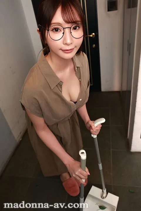 New Wife Yuka's First VR I couldn't stop being horny and went to a men's esthetic salon where I met my neighbor's sober wife.... I was supposed to have sex with my neighbor's wife, but I was not allowed to have sex with her, so I had a lot of Nakadashi sex with her as she asked. Super high quality 8K gallery