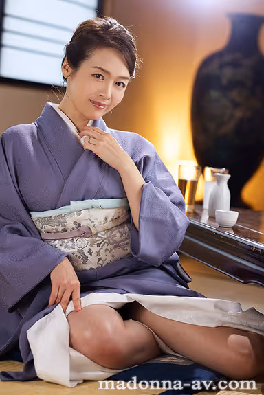 【VR】超高画質8K 「ウチ、男の人にはちょっと厳しいんやで（笑）」 イケずな彼女の母（京都弁）かんなさんに試された僕 耳元で淫語を囁かれながらひたすら焦らされて 交際を認めてもらうまで射精管理され続けた。 藤かんな gallery