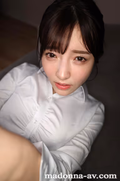 【VR】MadonnaVR初登場！！ 彩月七緒 酔って旦那と僕を間違えた七緒先輩はキス魔と化して… 濃密に舌を絡め合い唾液滴る顔面特化イチャラブSEX 超高画質8K gallery