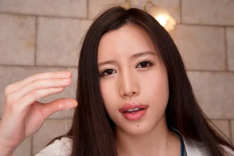 I Met This Girl Using A Sexual Habit Matching App, And She Turned Out To Be My Girlfriend's Best Friend Maria gallery