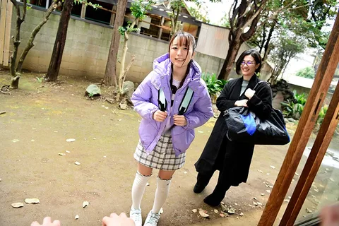 An Older Man And His Step-niece Hikari gallery