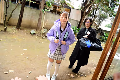 [VR] An Older Man And His Step-niece Hikari gallery