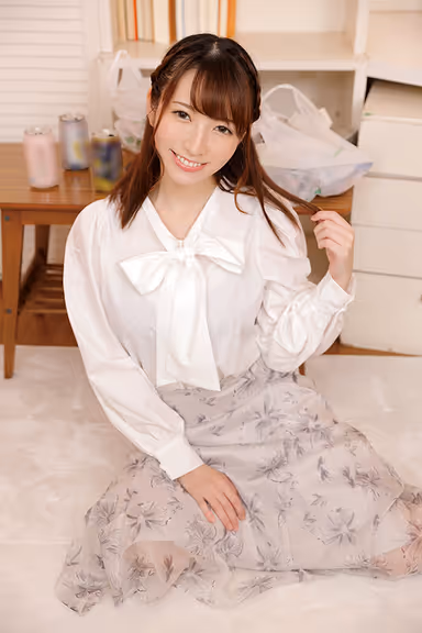 VR] After a drinking party at work, a junior colleague invited me back to her house for another round of drinks... And then my female boss came over after the after-party... The two drunken seducers easily made me give up all reason... Non Riko gallery