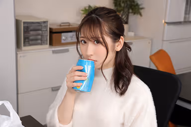 VR] Until my junior who always points out my mistakes and gives me the cold shoulder gets drunk and becomes honest with me... Jun, a junior female office worker gallery