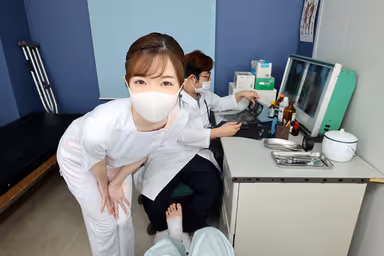 VR] [8K VR] Hospitalization in which a Beautiful Nurse (Married Woman) Makes You Ejaculate Over and Over Again While Staring at You gallery