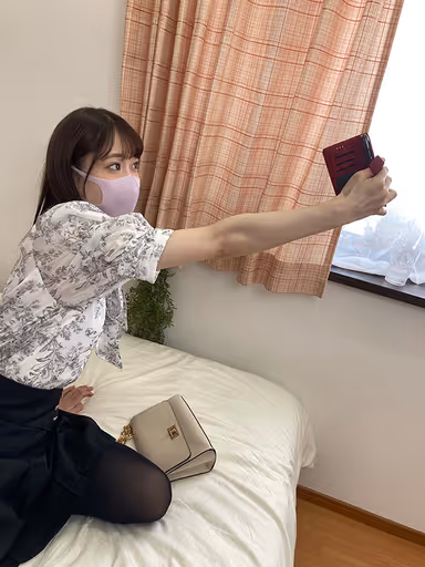 Freestyle VR] [Freestyle VR] Salty x P-activated Girl x 20-Year-Old College Student Mizuki x Intense Pissing x 4 Shots of Nakadashi gallery