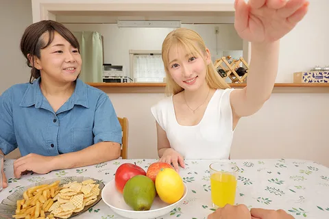 8K VR] I was taken care of at the home of my beautiful and kind cousin's sister who I hadn't seen in a long time, and I became her exclusive ejaculation cum inside dick! Jun gallery