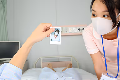 [VR] [8K VR] Hospitalization where a beautiful masked nurse stares at you and makes you ejaculate until you leave the hospital - Going to see the older sister you fell in love with 10 years ago. gallery