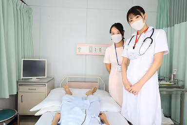 [VR] [8K VR] Hospitalization where a beautiful masked nurse stares at you and makes you ejaculate until you leave the hospital - Going to see the older sister you fell in love with 10 years ago. gallery