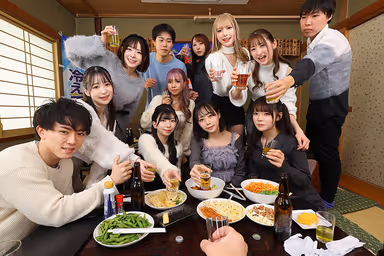 [VR] [8K VR] Pacoser Drinking Party VR! Renting out an Izakaya and Drinking Yariyari Sour and Hyper Orgy VR - Unforgettable Circle Drinking Party in Jonan Mizuhodai Univ. gallery