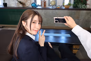 [VR] [8K VR] My girlfriend is a beautiful student-quarter girl She promised not to have physical relations with me until she graduates, and after the graduation ceremony... Noah Mizuki gallery