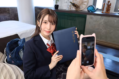 [VR] [8K VR] My girlfriend is a beautiful student-quarter girl She promised not to have physical relations with me until she graduates, and after the graduation ceremony... Noah Mizuki gallery