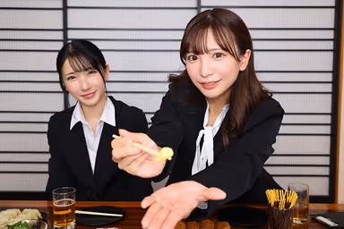 8K VR] At an Inn on a Business Trip, Two Seniors and Two Juniors Secretly Close to Each Other and Force Me to Be Driven to the Core - W Temptation - Hikaru and Aya gallery