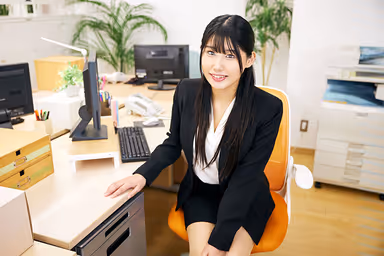 [VR] [8K VR] New Employee - Office Lady 22-year-old Ria (F-cup) gallery