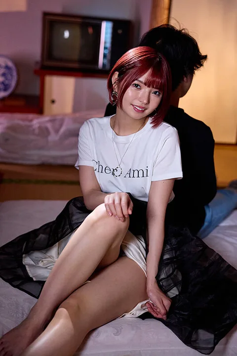 8K VR] I was on my way back from a festival in the countryside with a junior employee of my company. After running out of last train, we stayed at a Japanese inn and had sex all night long as we both wanted. gallery