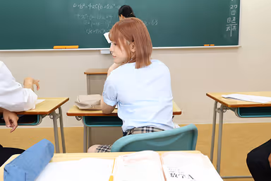 VR] [8K VR] I got sick in the middle of class. Akari, the gal sitting next to me, took me to the nurse's office to rest, and she forced me to pull up sperm from my testicles with her mouth pussy and raw pussy pulling technique, and decided to give me an AHE-FACE Nakadashi and AHE-FACE face shot. Akari Minase gallery