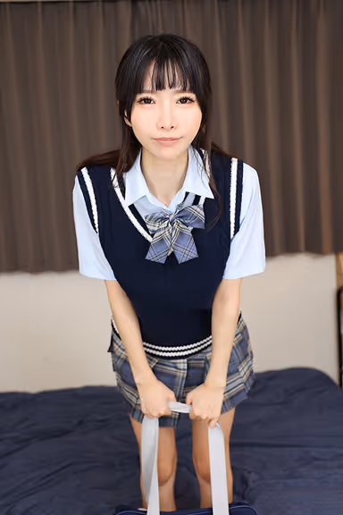 8K VR] [8K VR] Yuna Hinano's Life Together with Her Niece, Who Mistakenly Keeps a Close Distance with Her Beautifully Developed Breasts Spilling Out and Seducing Her in an Unprotected No-Bra Seductive Way gallery