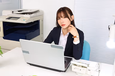 VR] [8K VR] I Who Am Always Abused and Fucked by Legs as a Way of Relieving Stress - Nia, an Office Lady with Beautiful Legs and Juniors gallery