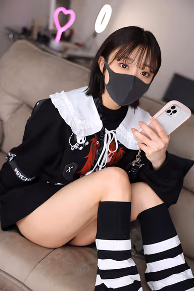 VR] [8K VR] 1-Year-Old Girl Prostitution and Illegal●Materials are Social Problems! Toyoko Runaway Girl Enko Aya Tsukino gallery