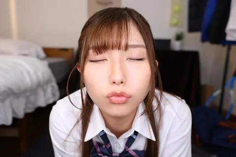 Miyu Aizawa's Beautiful Face Seduces You with a 3cm Face Distance and a Full Field of View gallery