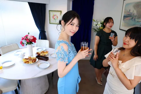 Reuniting with an ex-girlfriend at a reunion and confirming the years apart......One-night passionate body-on-body sex Rio gallery