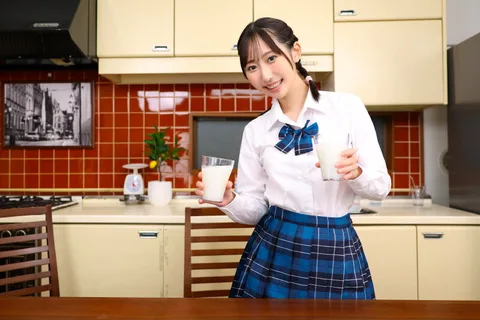 嫉妬した彼氏にいっぱい愛されたい◆兄にバレないようにドキドキいちゃラブの中出しお家デート 山下紗和 gallery