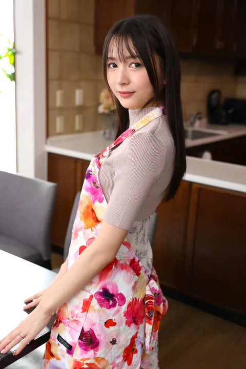 下衆な義父に弱みを握られた私は、夫が見ていない隙を狙った時短中出しセックスを執拗に迫られ、抵抗虚しく孕まされました。幸村泉希 gallery