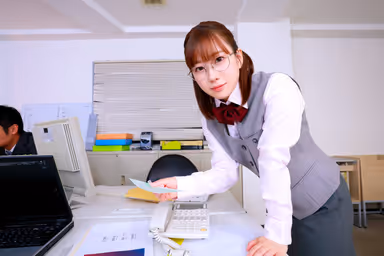 [VR] [8K] [This Woman Lets You Use Her Mouth as Much as You Want] She’ll Give You a Flirty Blowjob with a Smile Whenever She Gets the Chance—Yuki, 24, from the Accounting Department gallery