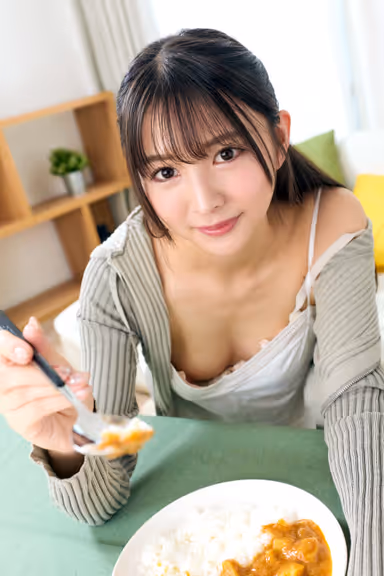 【VR】【8K】見えそうで見えない、少し見える。隣の人妻いつきさんの無自覚浮きブラ誘惑 幸村泉希 gallery