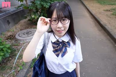 VR] Uncle Garbage Room and School Uniform Girl VR - A J-chan in glasses who goes to a music school came to my room... gallery