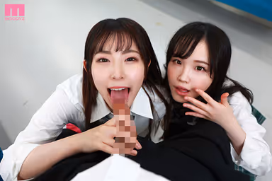VR] MOODYZ VR 7th Anniversary Production! For six months until graduation... three beautiful J* girls confess their feelings to you and continue to press you for their adolescent school life VR! gallery