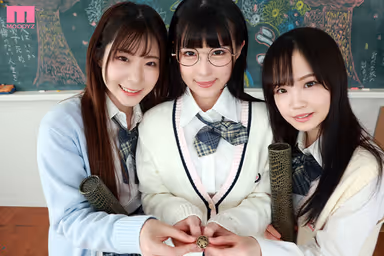 VR] MOODYZ VR 7th Anniversary Production! For six months until graduation... three beautiful J* girls confess their feelings to you and continue to press you for their adolescent school life VR! gallery