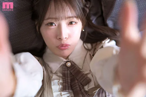 Nana Yagi is a kisser and a kissing demon. Then, follow-up piston... Nana Yagi gallery